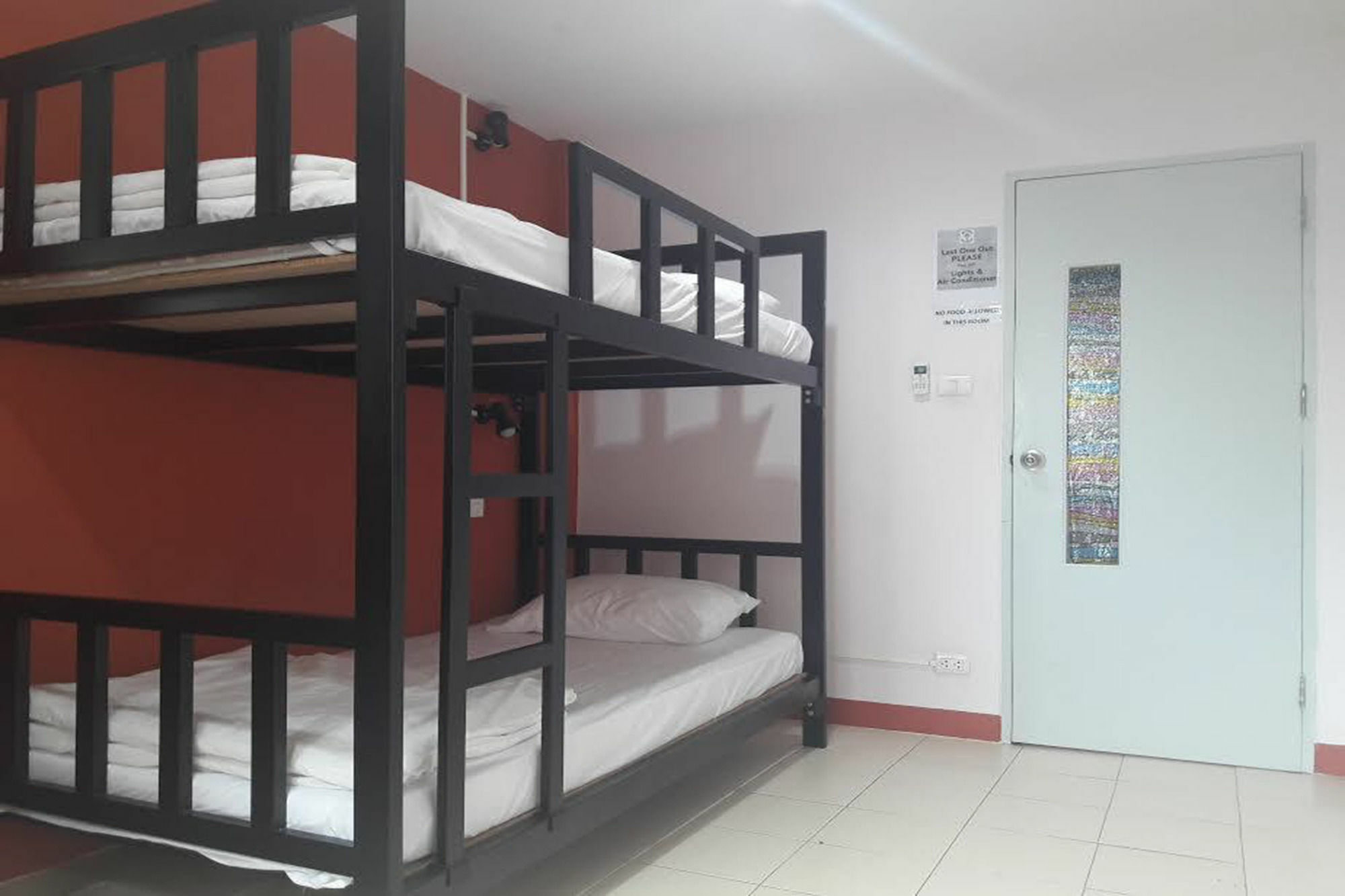 Rada Arak 79/4 Hostel Čiang Mai Exteriér fotografie