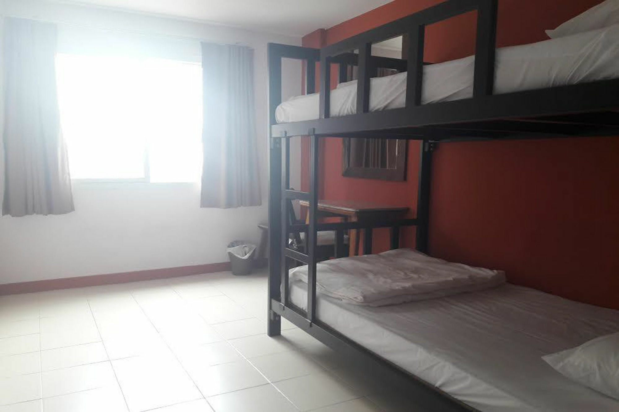 Rada Arak 79/4 Hostel Čiang Mai Exteriér fotografie